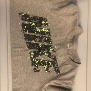 Lot of 6 boys size medium t shirts